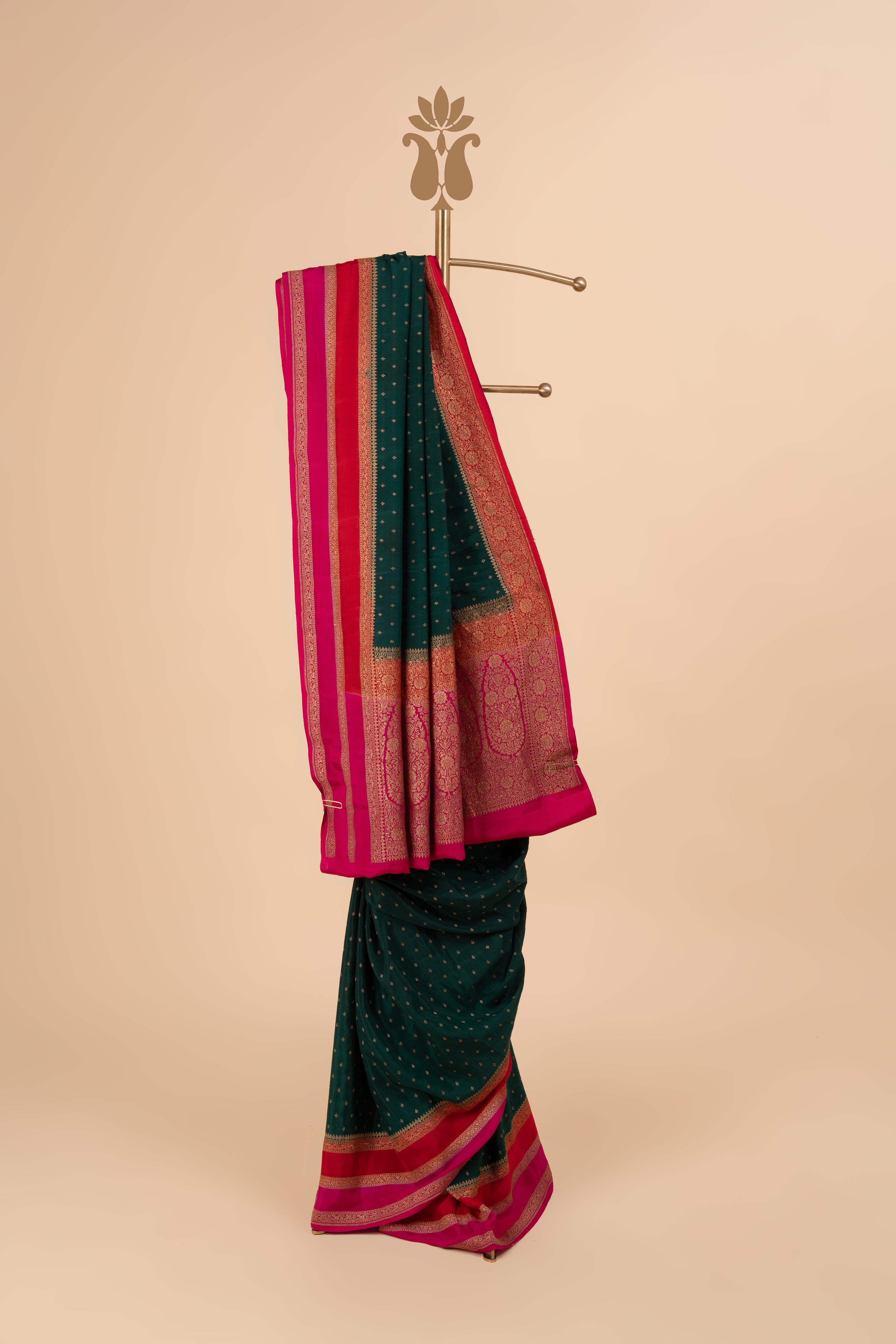 Bottle Green Colour Contrast Border Banarasi Crepe Saree