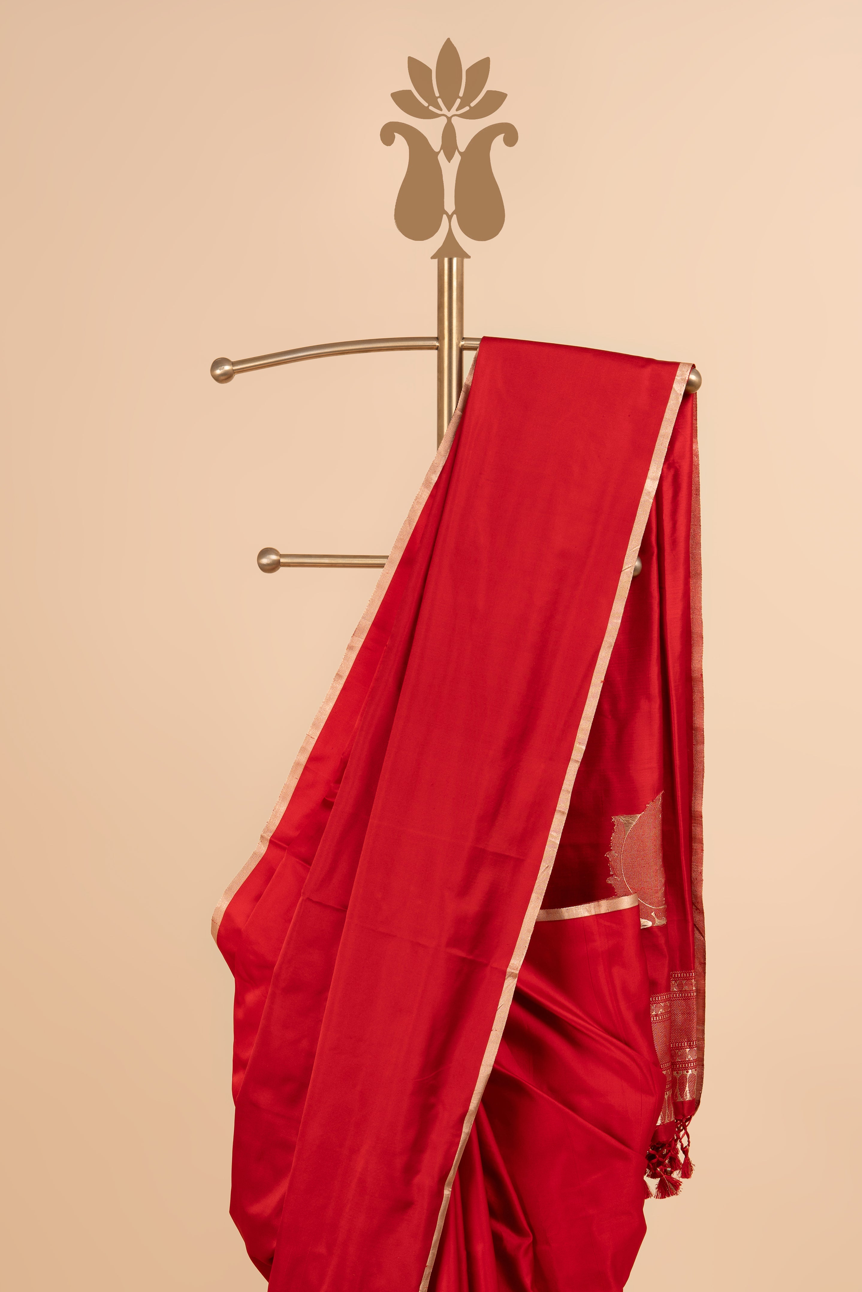 Red Royal Glow Mushroo Silk Saree