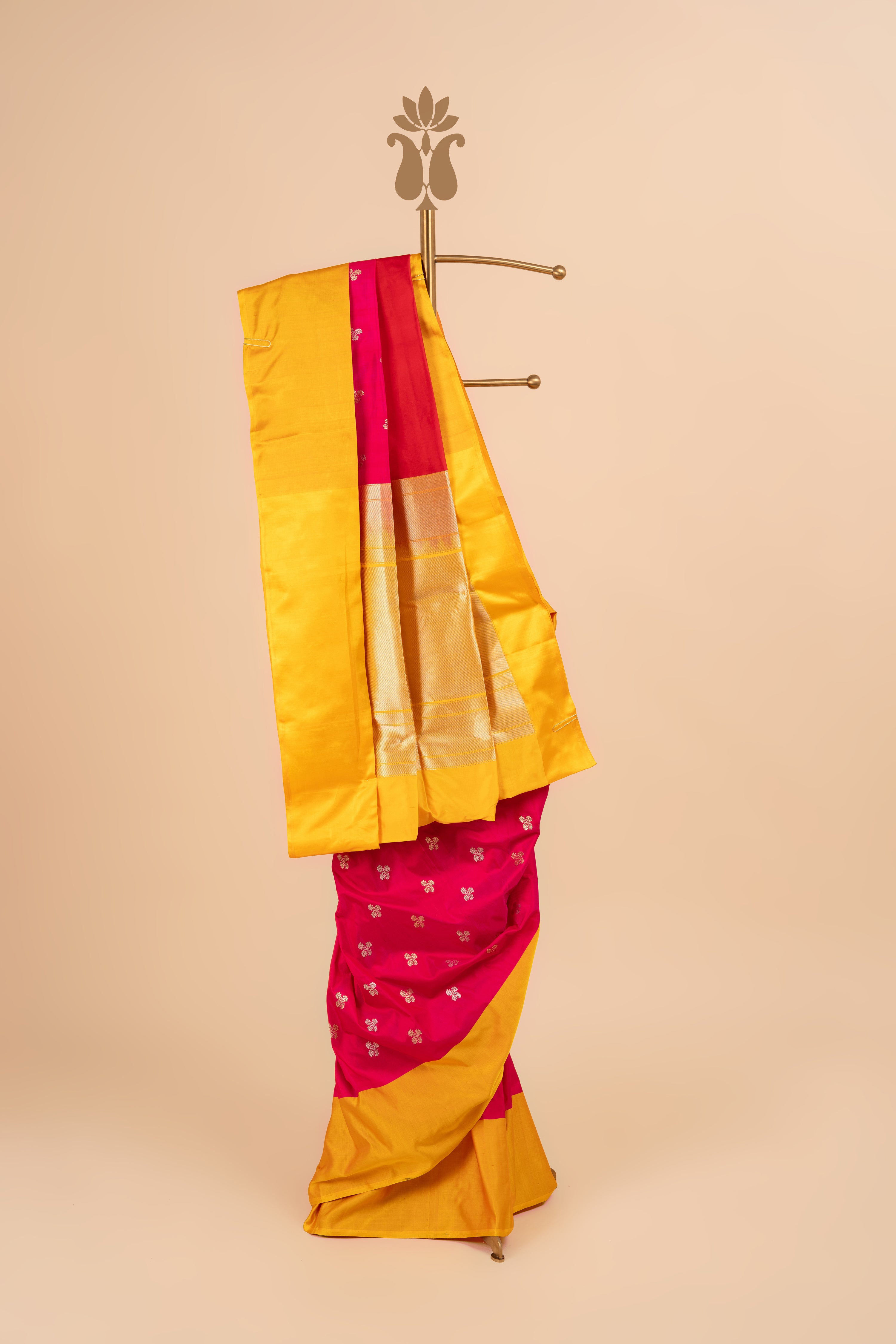 Sophisticated Ethinic Charm Saree