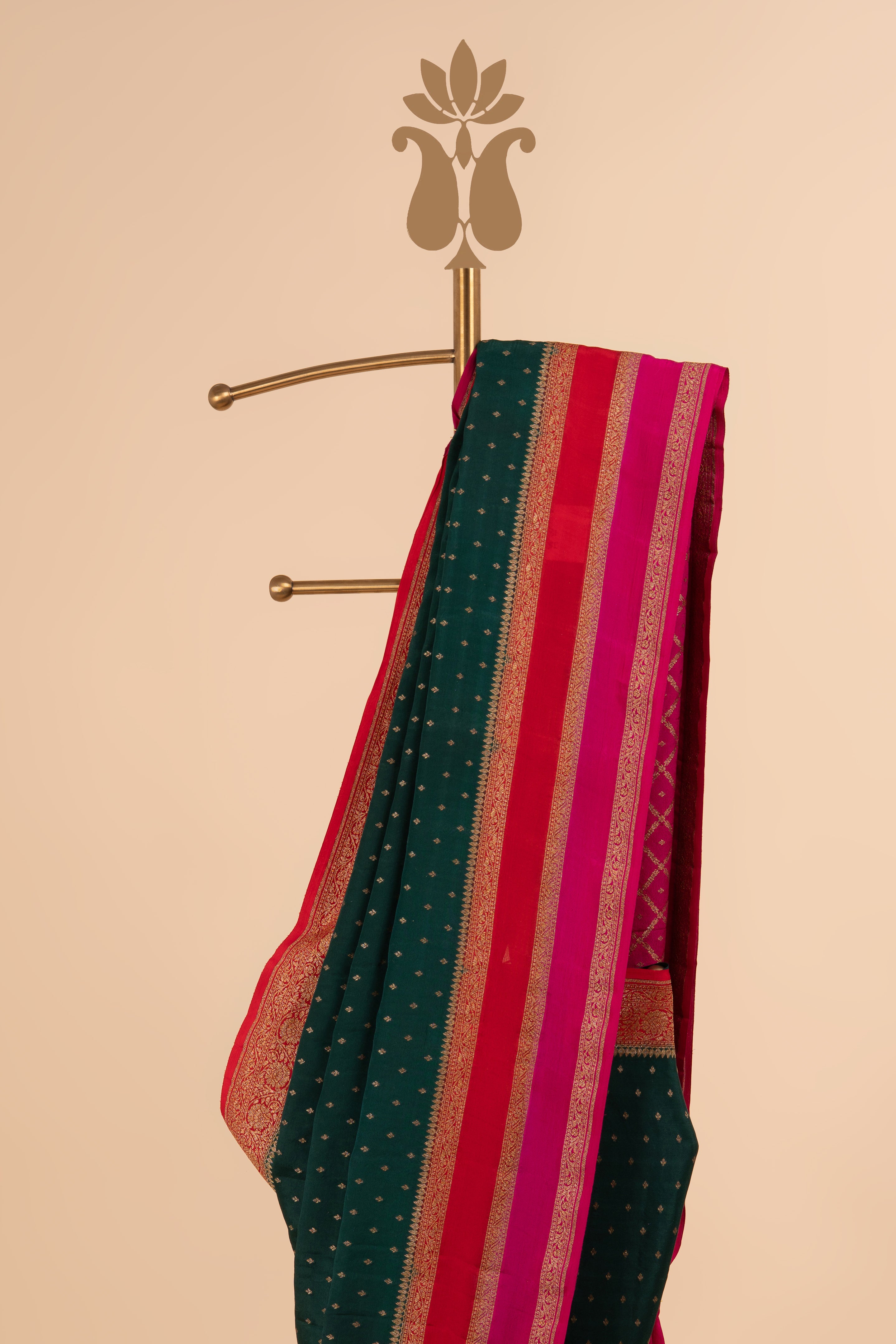 Bottle Green Colour Contrast Border Banarasi Crepe Saree