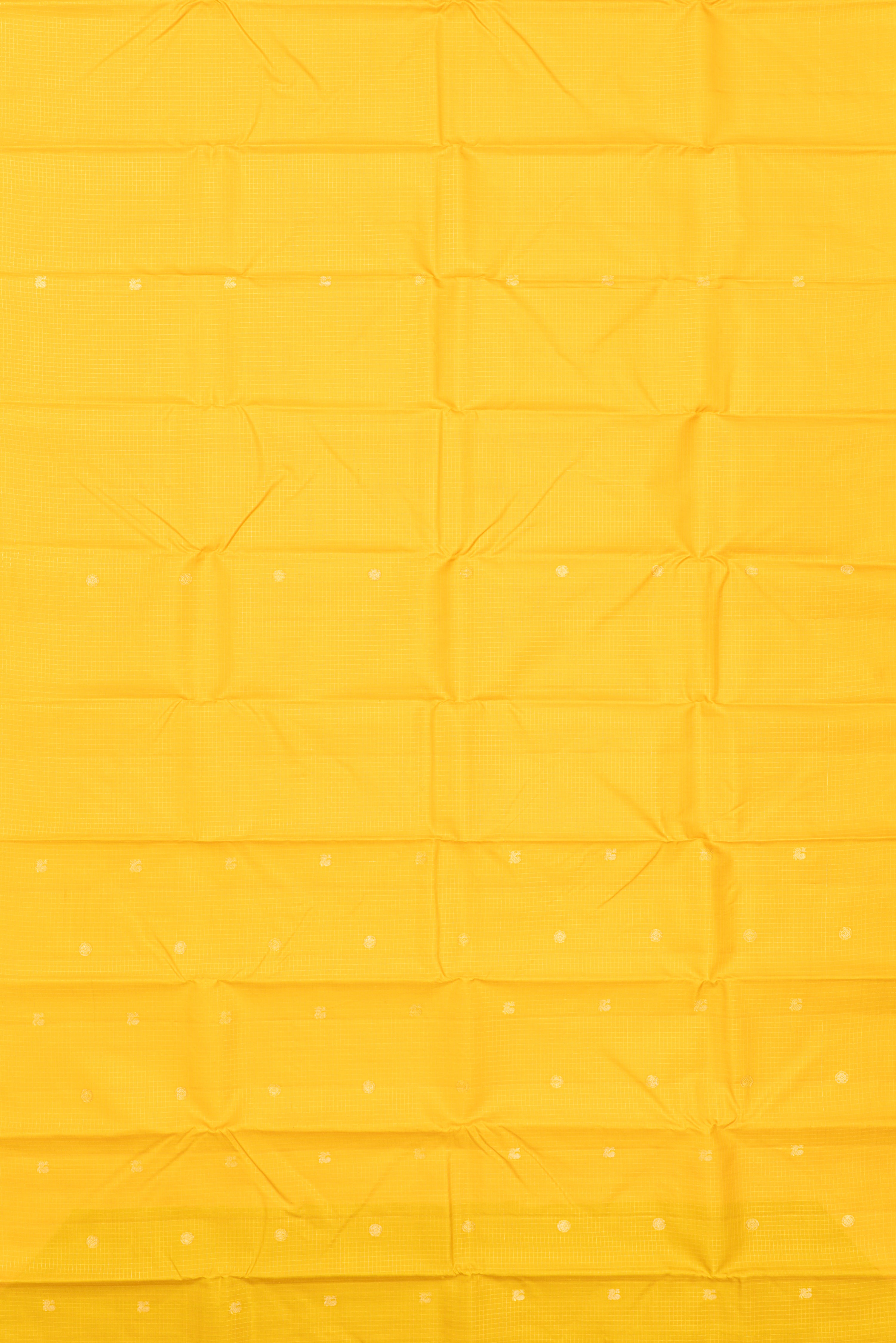 Bold Contrast Checks Borderless Kanjeevaram