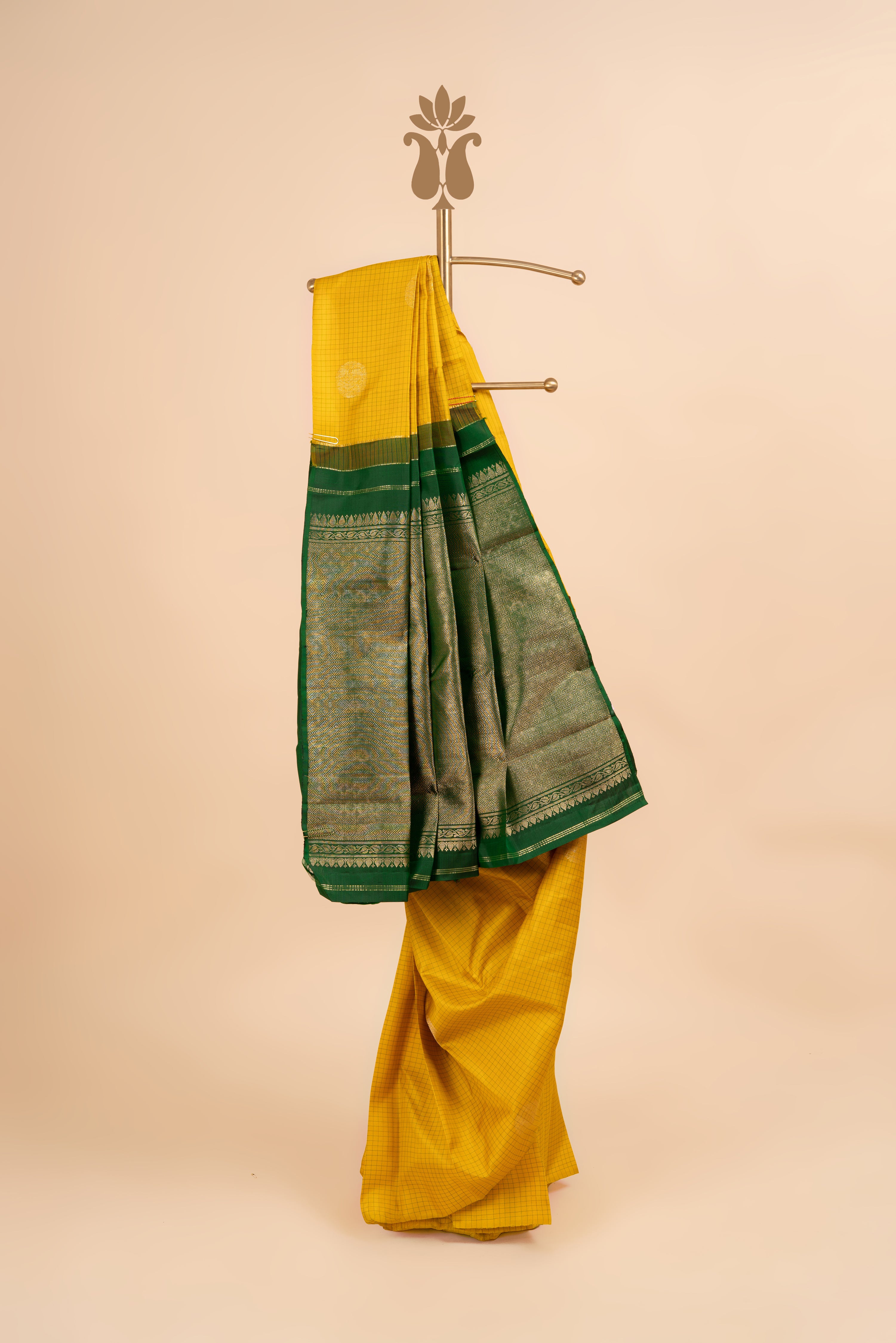 Borderless Kanjeevaram