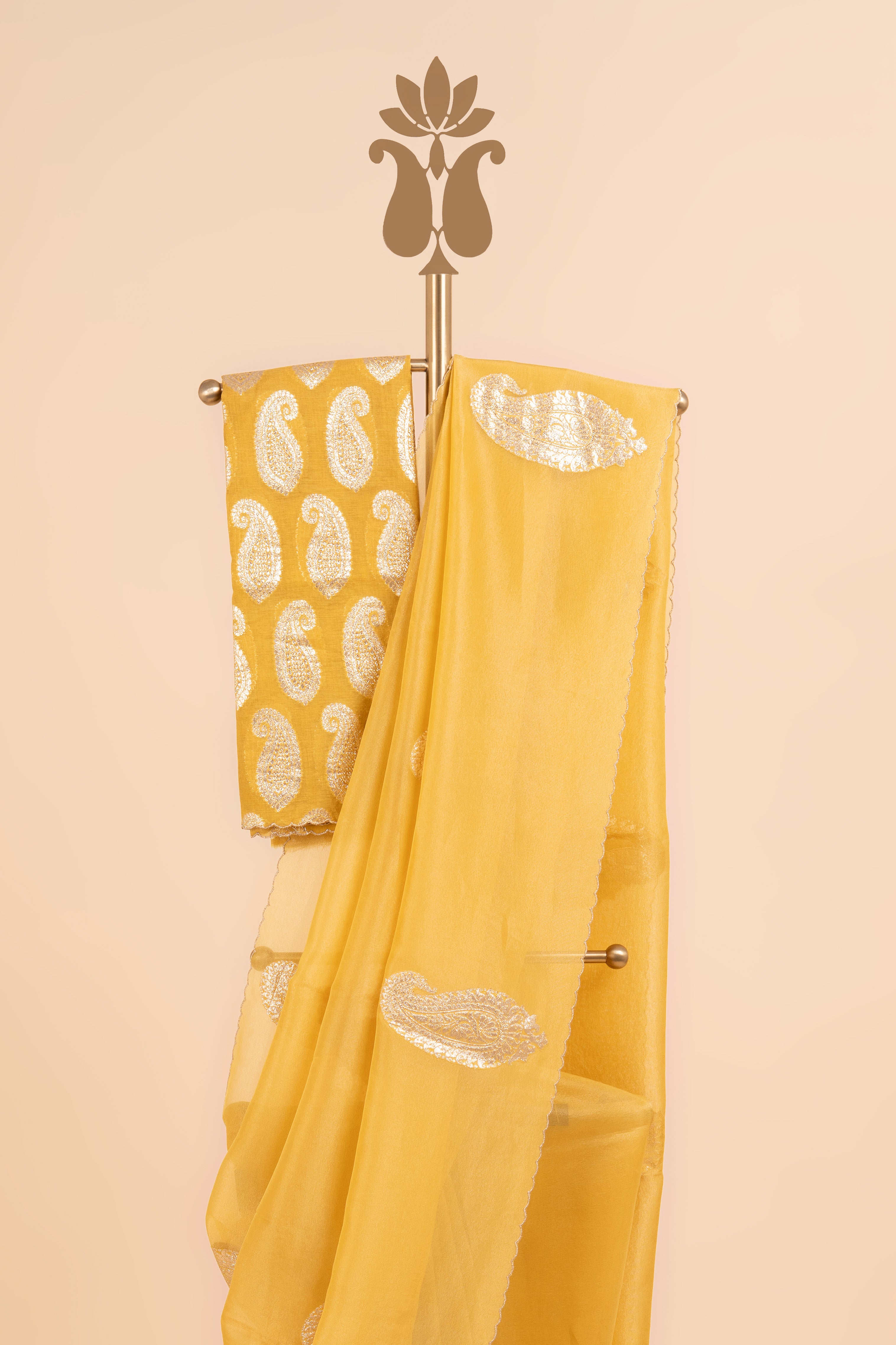 Chic yellow Organza Saree