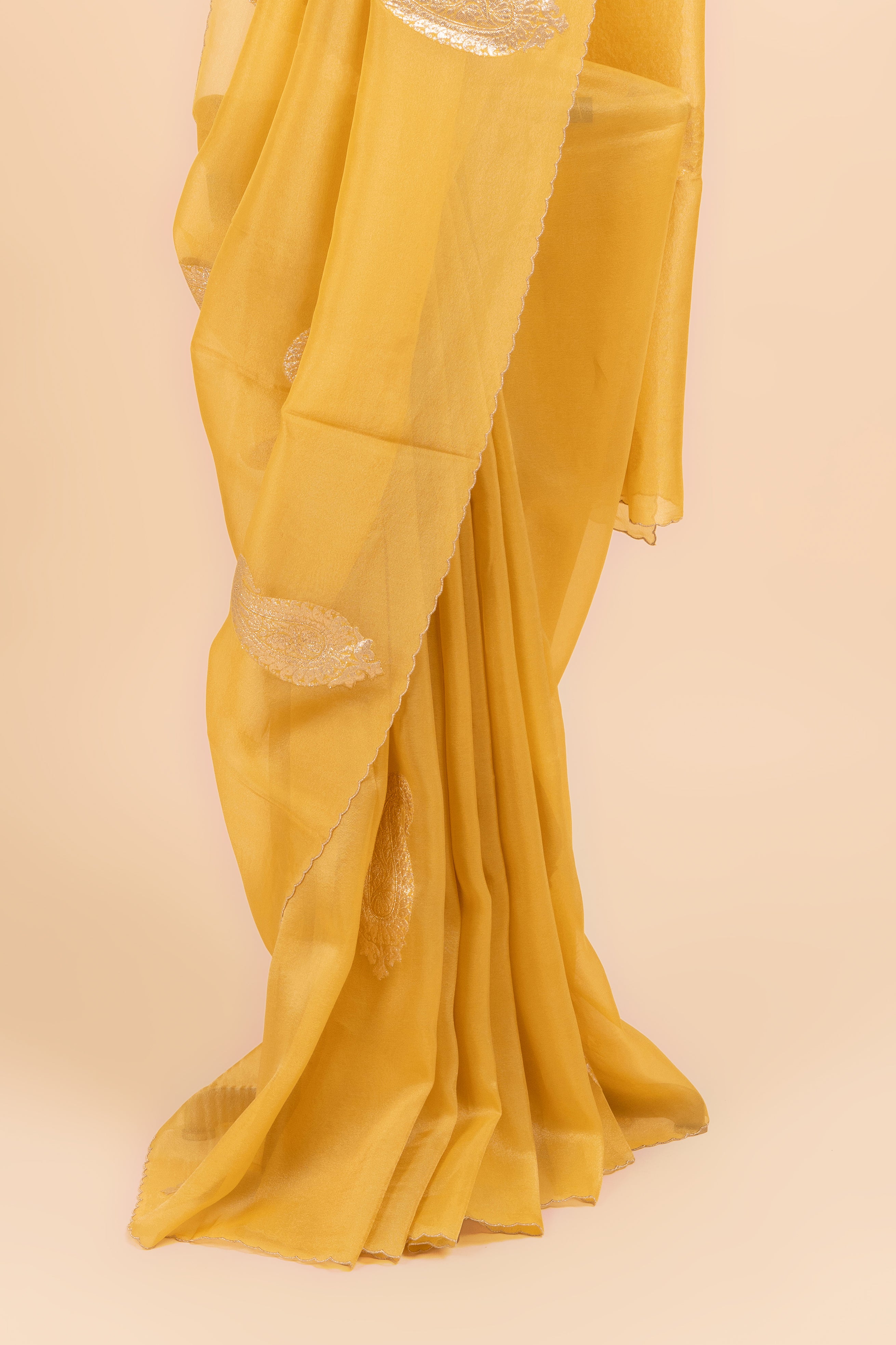 Chic yellow Organza Saree