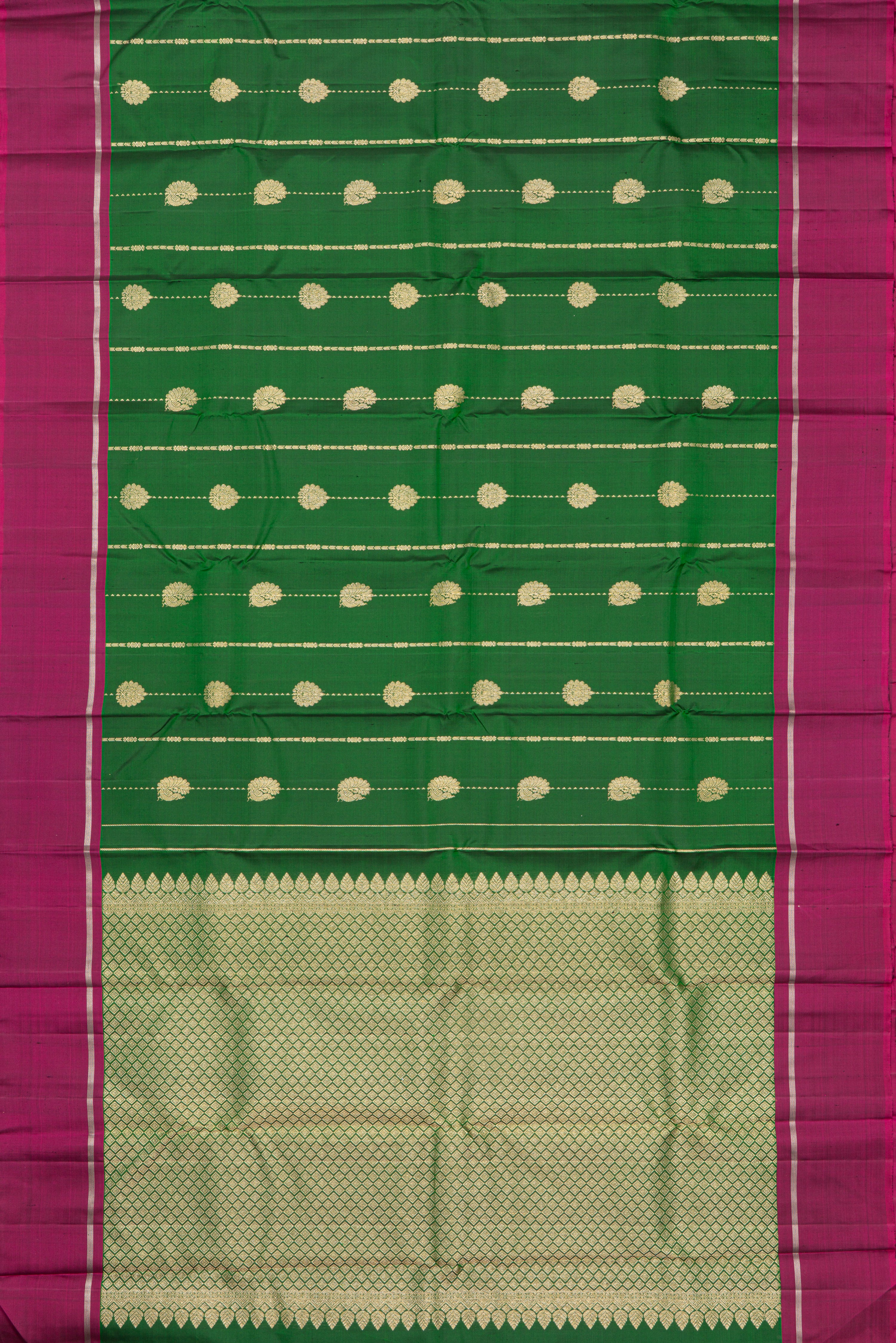 Classic Contrast Border Kanjeevaram