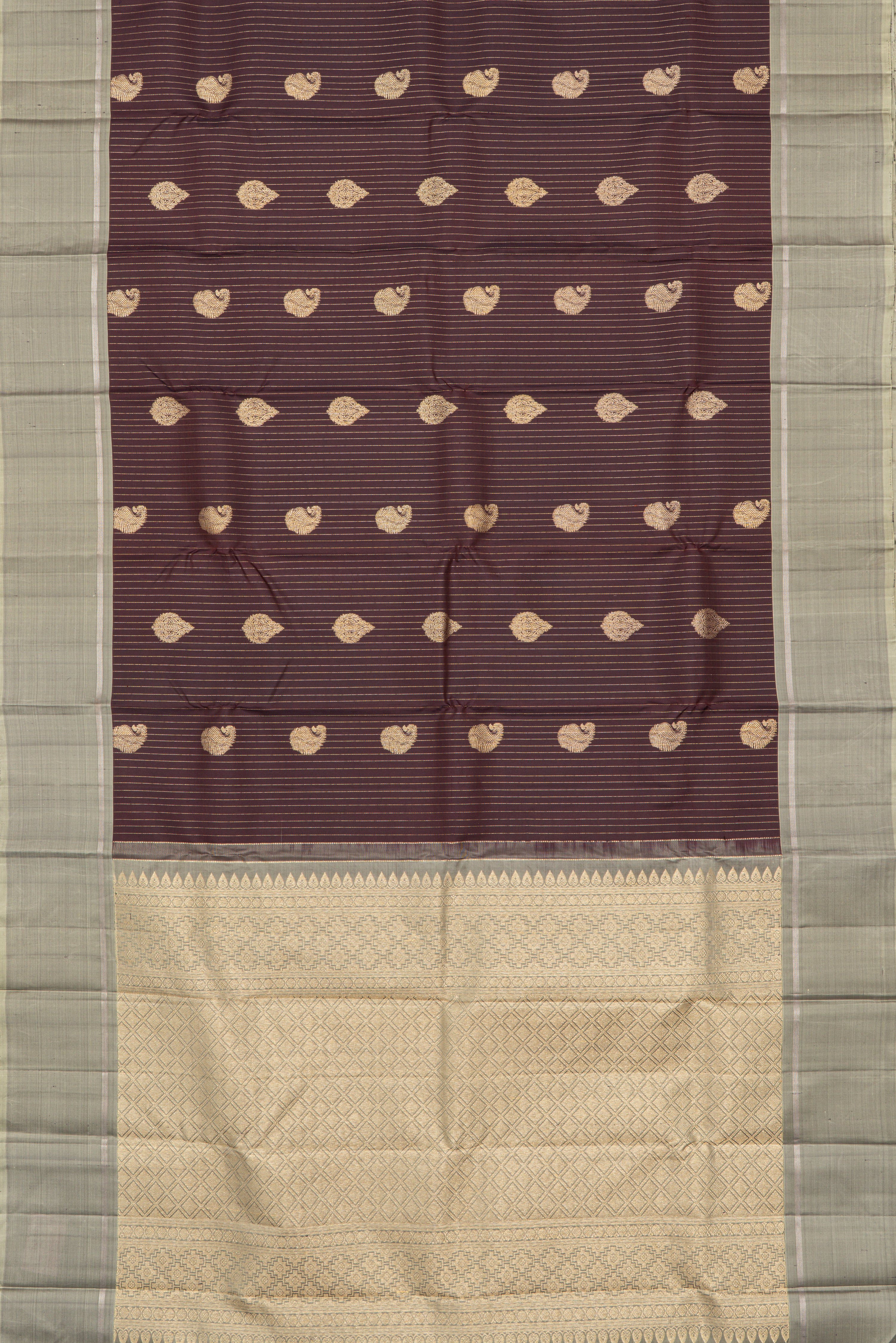 Contrast Border Kanjeevaram