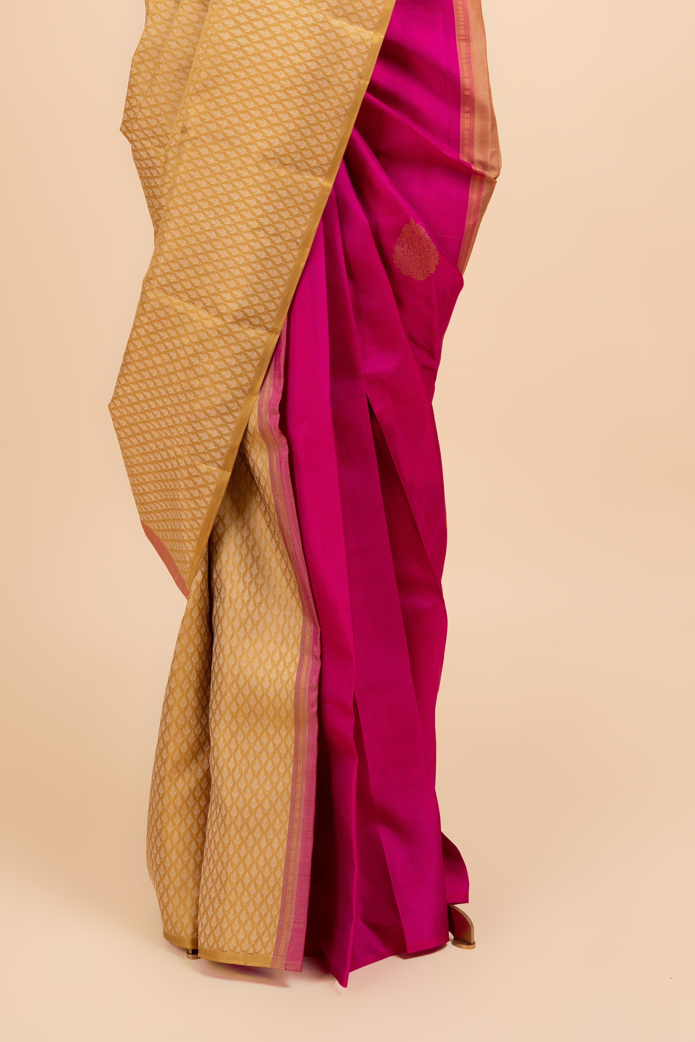 Borderless Kanjeevaram with Resham Brocade