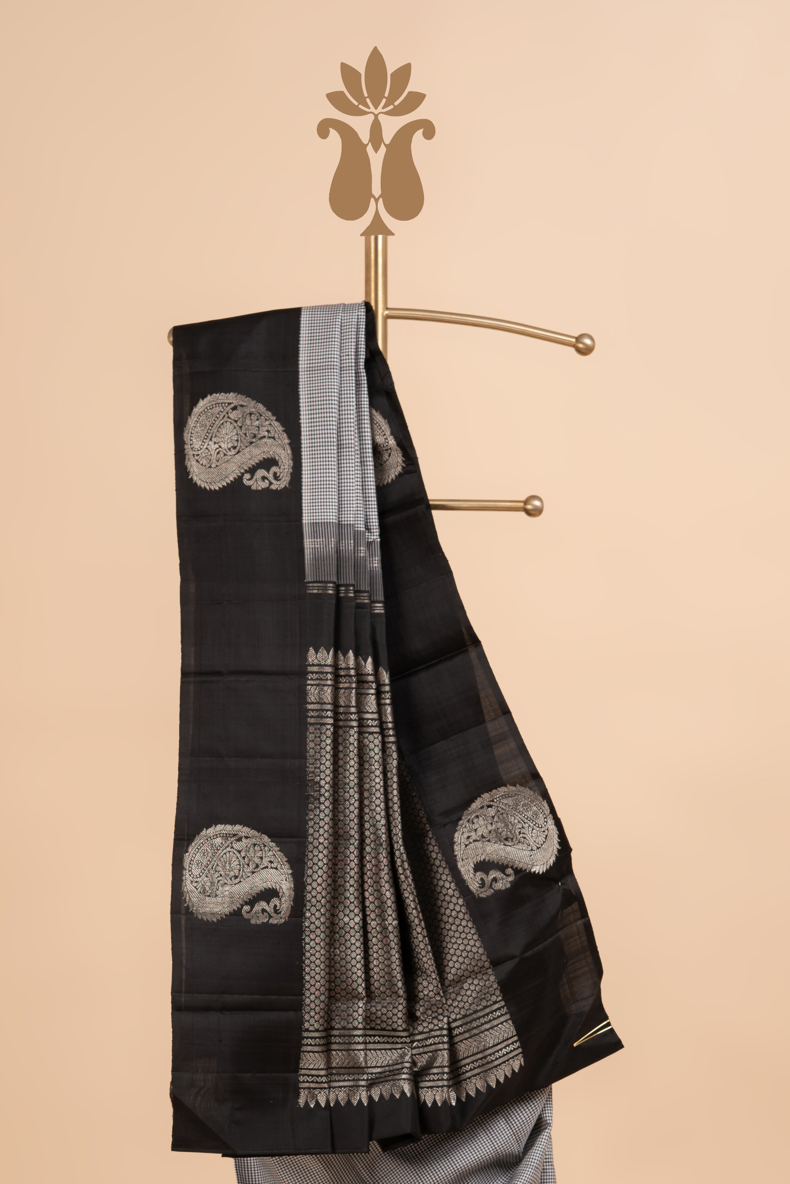 Heritage White and Black Checks Kanjeevaram