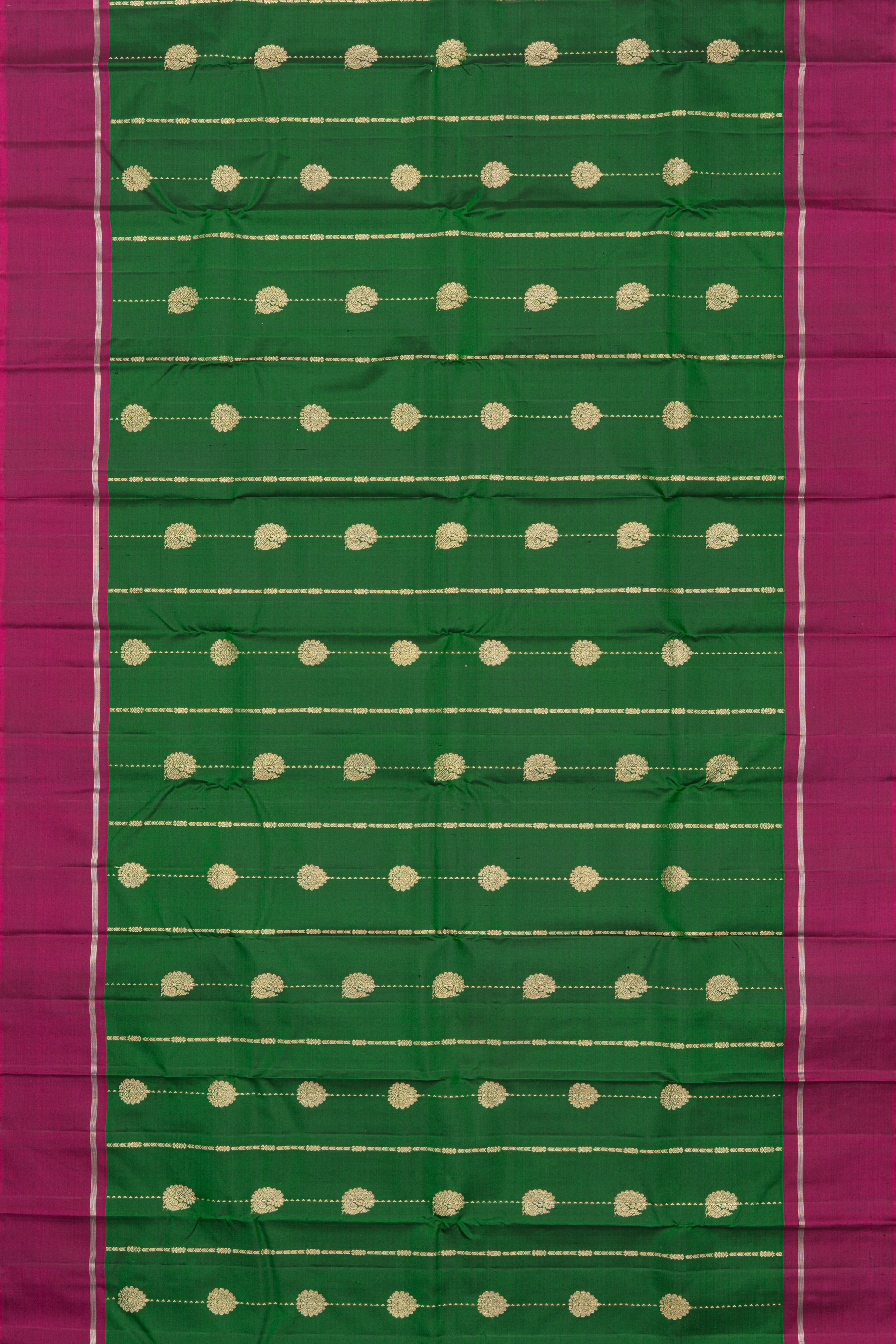 Classic Contrast Border Kanjeevaram