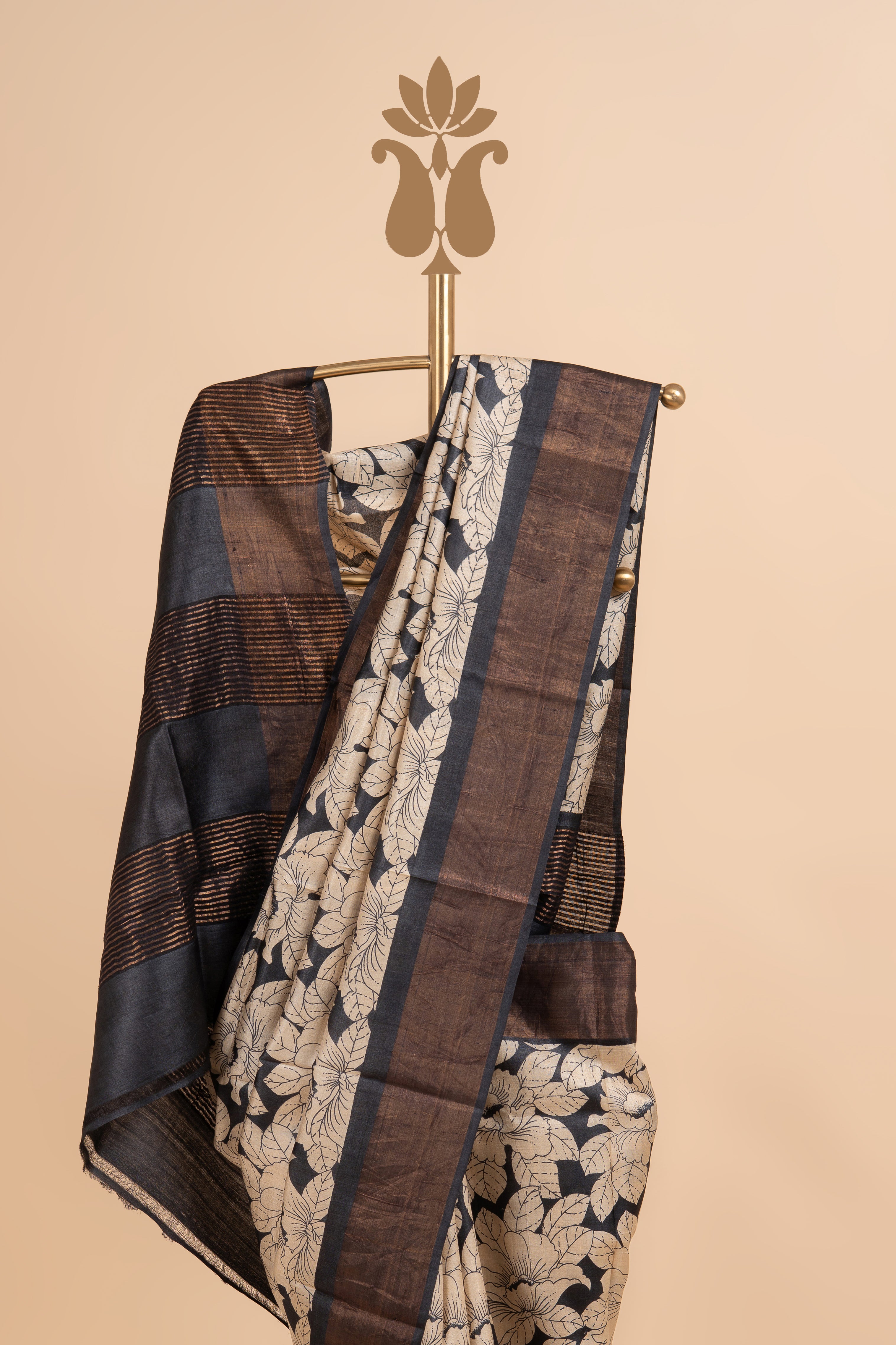 Floral Digital Contemporary Elegance In Black
