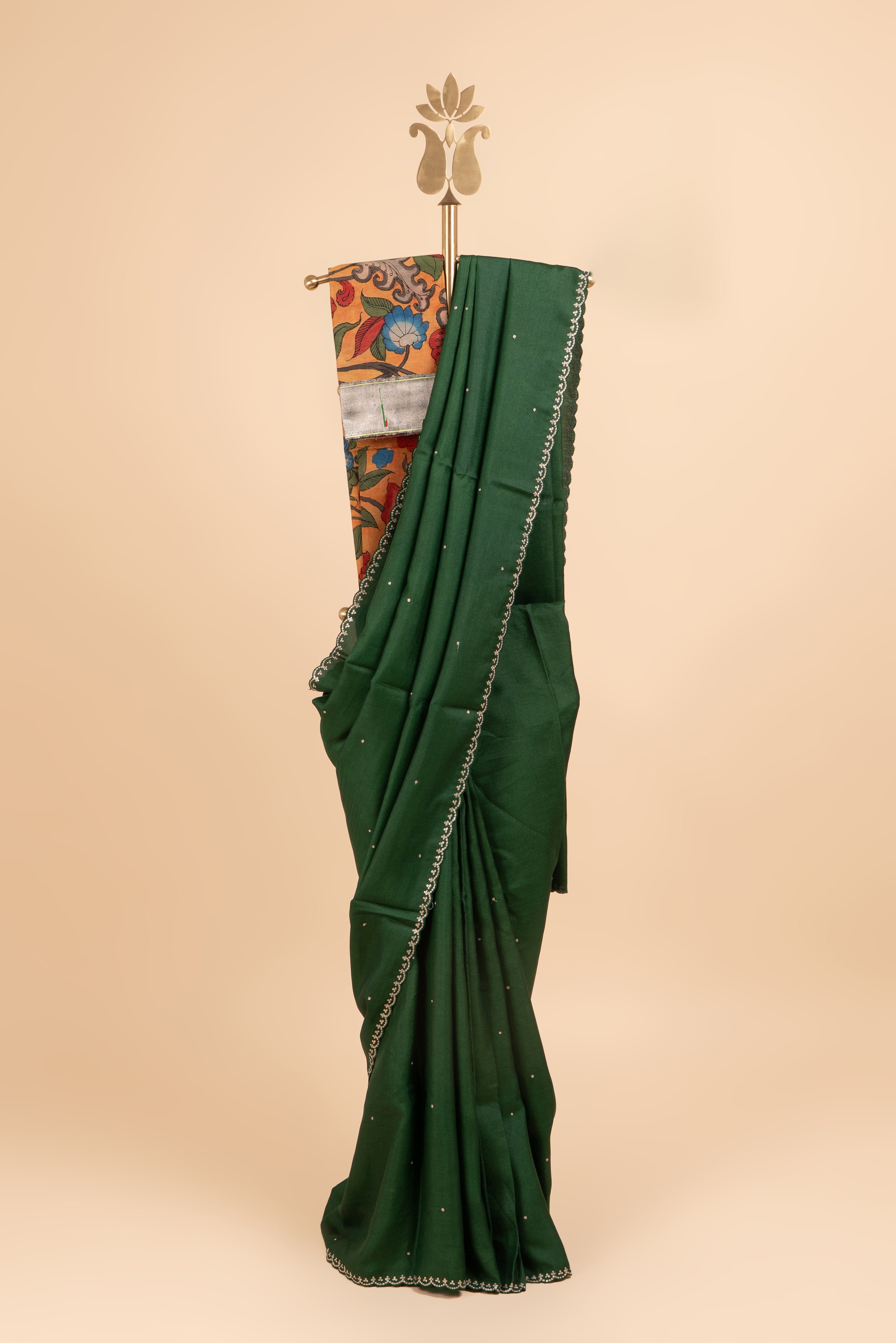 Minimal & Classy Tussar Elegance