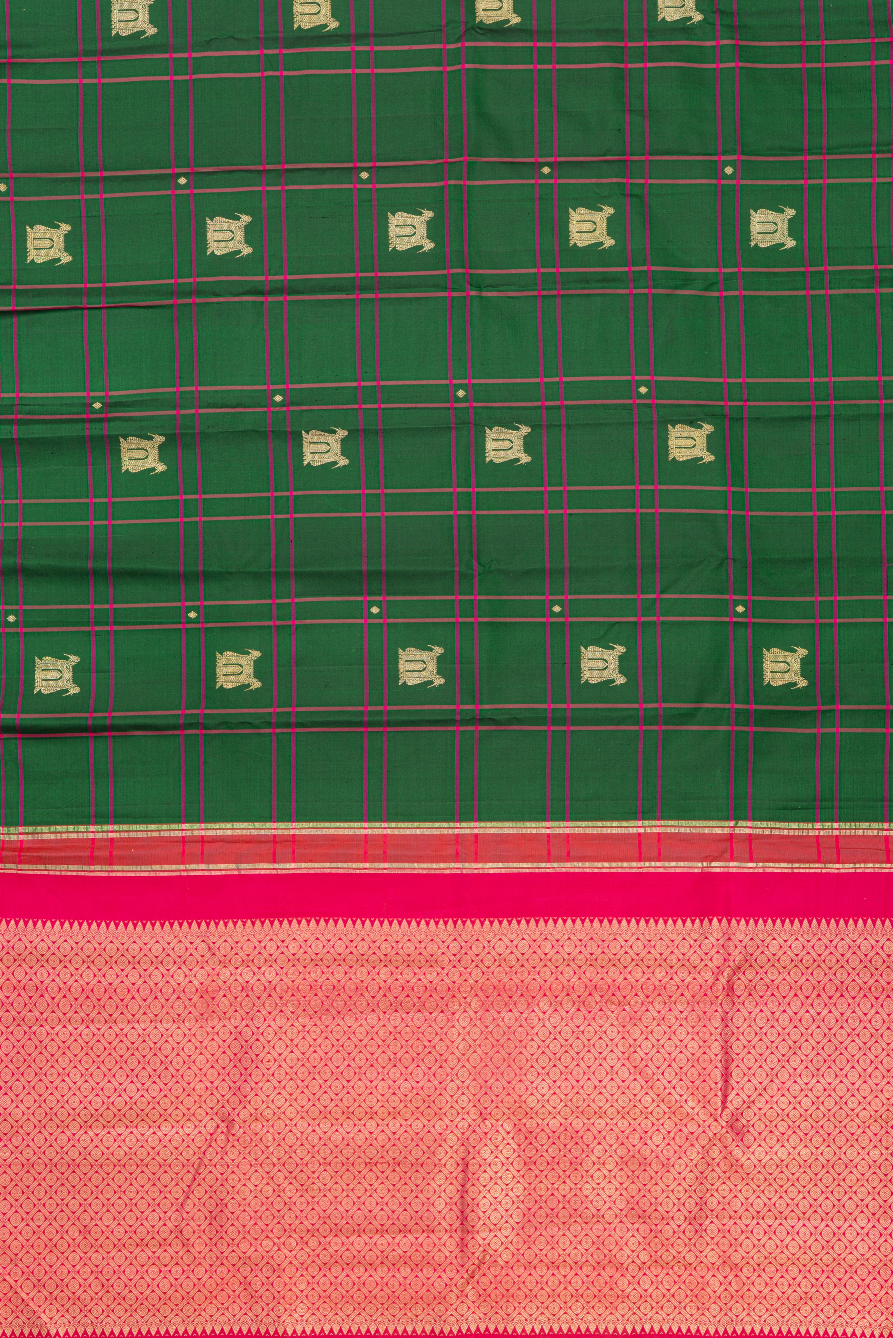 Minimalist Modern Borderless Kanjeevaram