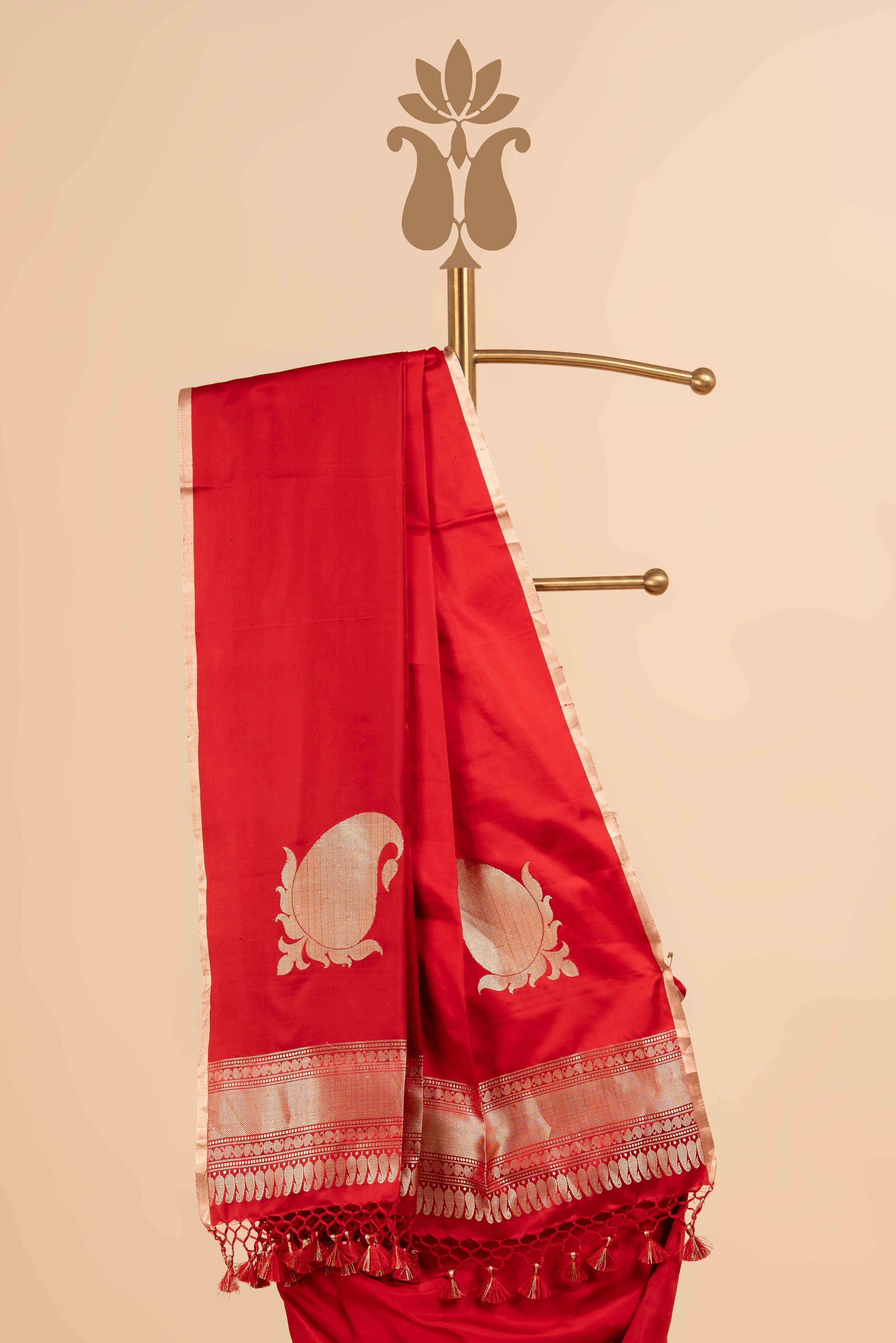 Red Royal Glow Mushroo Silk Saree