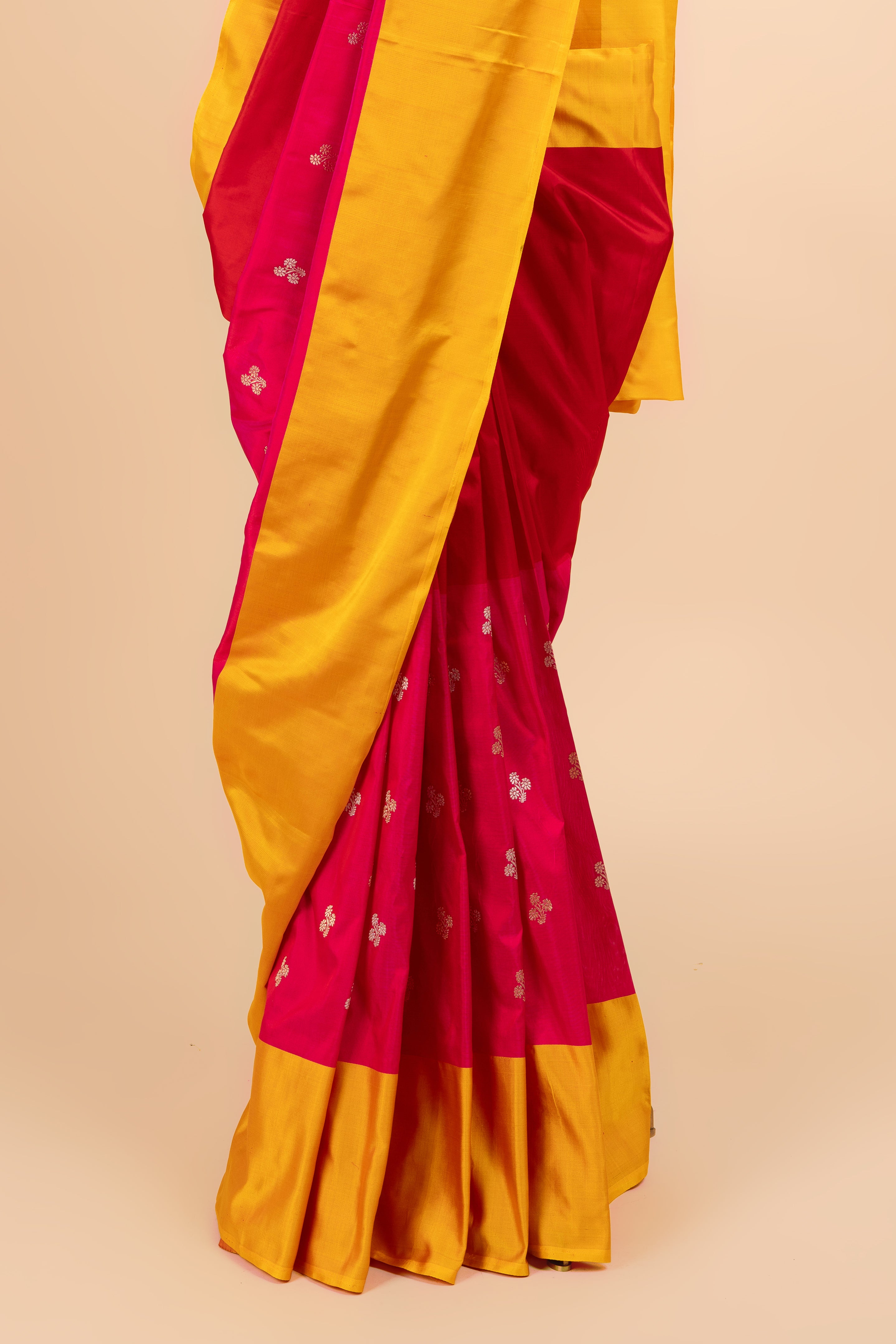 Sophisticated Ethinic Charm Saree